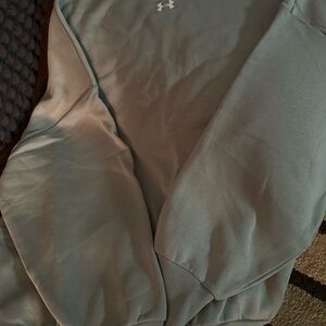 Under Armour Green Sweatshirt
